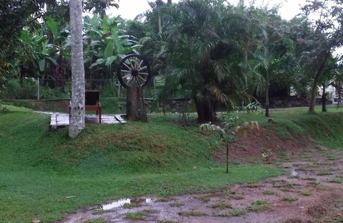 Bandaragama Villa | Lakeside Hybrid Villa