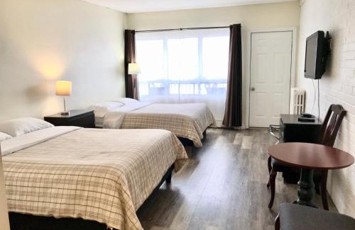 Ramara Hotel | Lakeside Inn