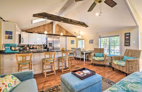 Kent Cottage | Lakeside Kent Home w/Pier + Boat Ramp Access