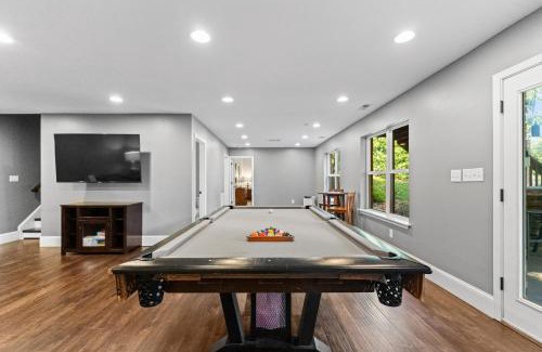 Barium Springs House | Lakeside Landing by AvantStay Private Dock