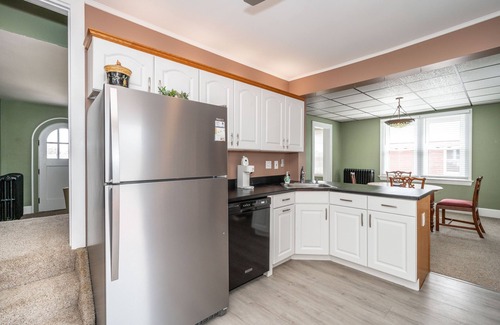 Lakeside Park House | Lakeside Landing – Modern & Chic 3BR Retreat