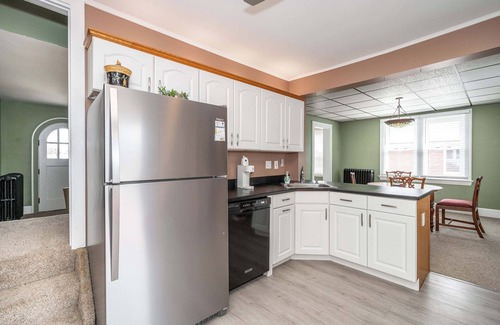 Lakeside Park House | Lakeside Landing – Modern & Chic 3BR Retreat