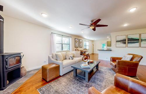 Powell House | Lakeside Life