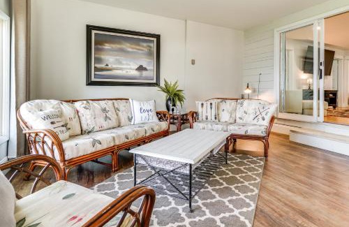 Litchfield House | Lakeside Litchfield Home with Patio and Gas Grill!