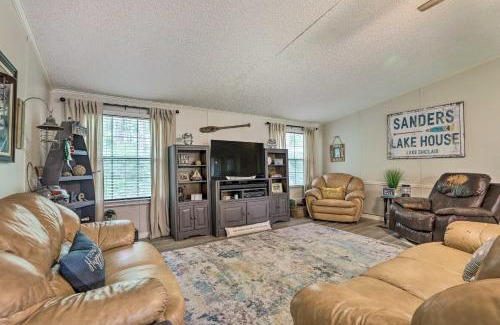 Milledgeville House | Lakeside Living Sparta Retreat with Game Room!