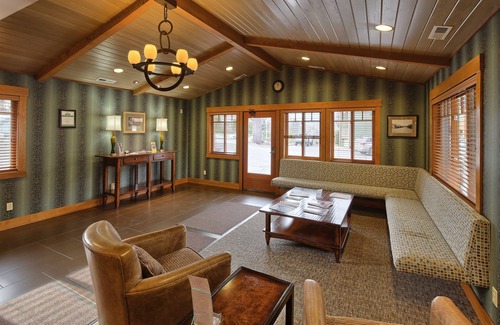 Chelan Hotel | Lakeside Lodge And Suites