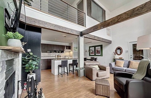 Amherst House | Lakeside Lodge at Tremblantnn