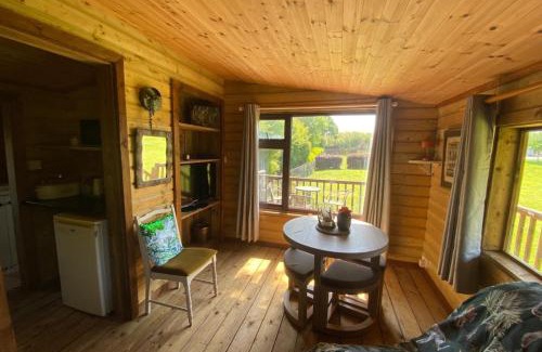 Castlemartyr House | Lakeside Lodge - Castlemartyr - Sleeps 4