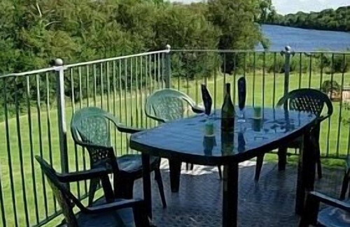 Enniskillen House | Lakeside Lodge Nestling on the Shores of Lower Lough Erne