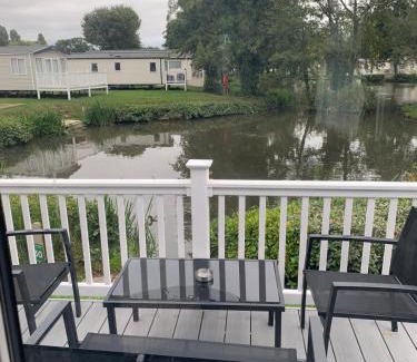 Clacton-on-Sea House | Lakeside Lodge Valencia 2 bedroom