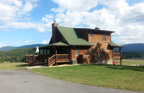 West Augusta House | Lakeside Log Home on Picturesque Private Farm