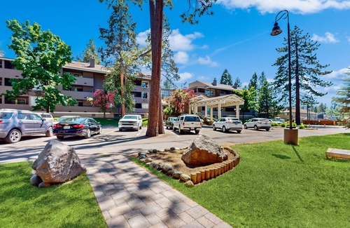 South Lake Tahoe House | Lakeside luxury meets mountain adventure in the heart of Tahoe!