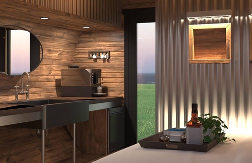 Paso Robles House | Lakeside Luxury One-of-a-Kind Fat Barrel