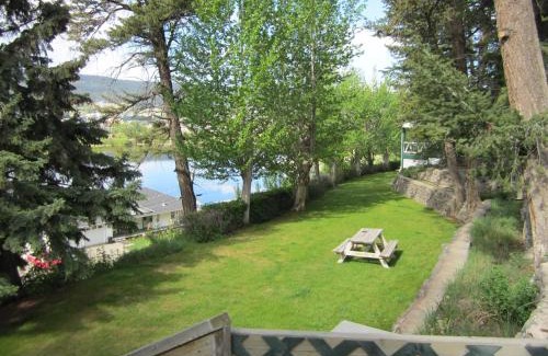 Williams Lake Hotel | Lakeside Motel