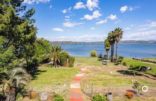 Lake Elsinore House | Lakeside Orange Farmhouse