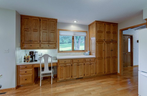 Battle Lake House | LAKESIDE PARADISE:6BR/12 Bed/3.5bath/Games/Swim/Bonfire/Arcade-Battle Lake 5min