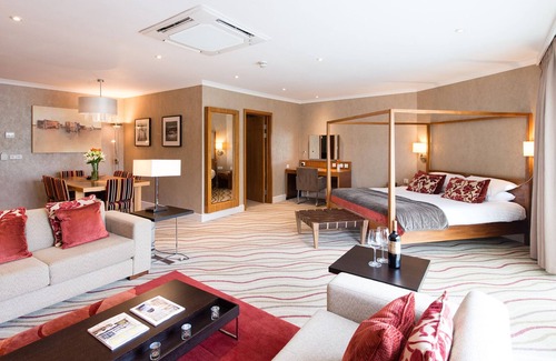 Wootton Bridge Hotel | Lakeside Park Hotel & Spa