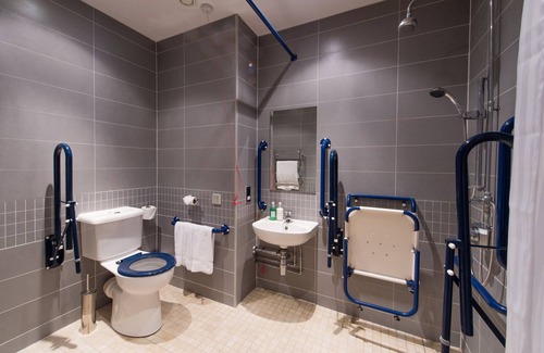 Wootton Bridge Hotel | Lakeside Park Hotel & Spa