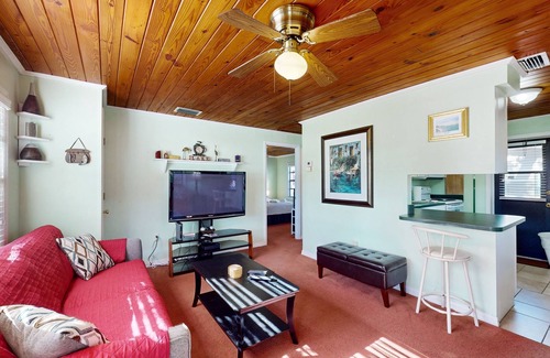 Lake Placid Condo | Lakeside resort condo with private deck & grill + on-site docks/boat launch