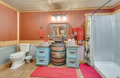 Eufaula House | Lakeside Retreat And Game Haven