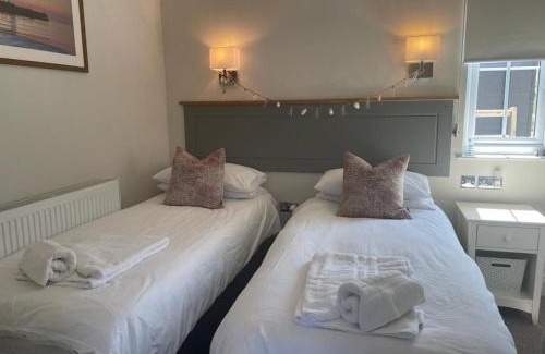 Filey House | Lakeside Retreat at The Bay Filey, sleeps 4, 2 non-shedding dogs welcome for free