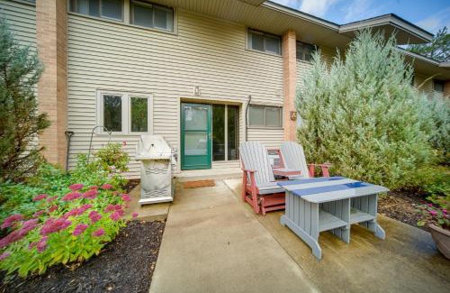 Dewittville Apartment | Lakeside Retreat in Dewittville with Pool Access!