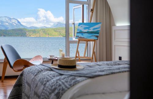 Lugu Lake - Ninglang Hotel | Lakeside Retreat - LuguLake Lijiang