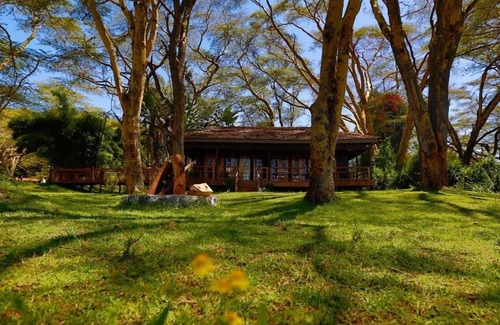 Naivasha House | Lakeside Retreat Room Ideal for Romantic Wildlife Getaways | Free Parking