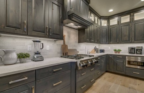 Tamarack Resort Apartment | Lakeside Retreat