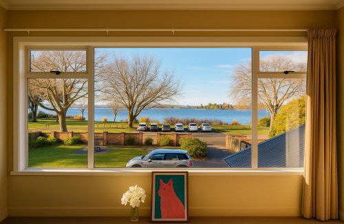Frankton Apartment | Lakeside Retreat with Swim Spa