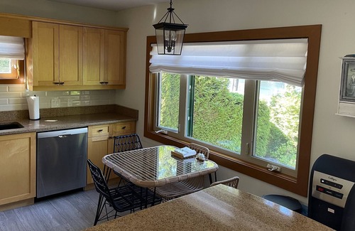 Shawnigan Lake Cottage | "lakeside Serenity: Your Perfect Retreat at our Charming Lake Cottage"
