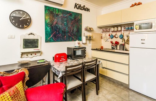 Tiberias Old City Apartment | Lakeside Suite with Jaccuzzi & Sun Terrace