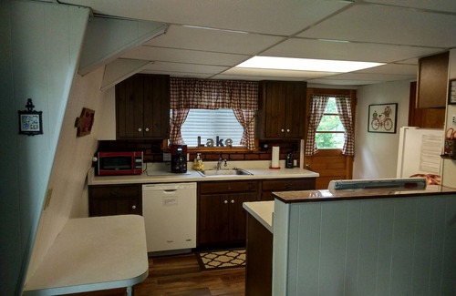 Lakeside Cottage | Lakeside Vacation Rental Inside Gates of Lakeside Ohio