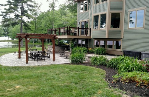 Purgatory House | Lakeside Vacation Home