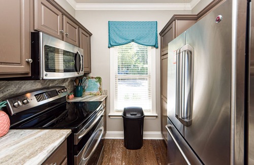 Santee Condo | Lakeside vacationing close to golf courses, restaurants and boat rental company!