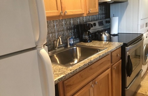 Hernando Villa | LakeSide Villa-Jacuzzi, Major Springs & Manatees nearby & Fort Island Gulf Beach