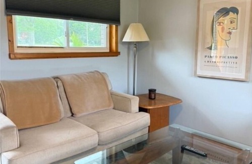 Romney Hotel | Lakeside Village Park Motel