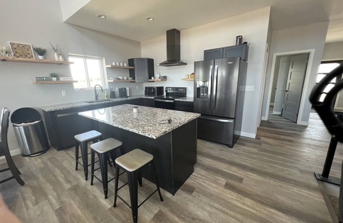 Arlington House | LakesidLux:Paddlebord,Lilypad,FamFriendly