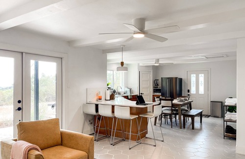 Lago Vista Cabin | LakeTravis Great Views Sleeps 6