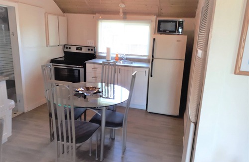 Colchester Cottage | Lakeview 1 Bedroom Cottage on Lake Erie in Colchester (South of Harrow) #67