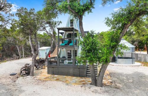 Canyon Lake House | Lakeview A-Frame