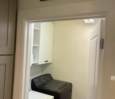 Point Venture Apartment | Lakeview Bungalow-Access to Lake, Pool, Gym, &Park