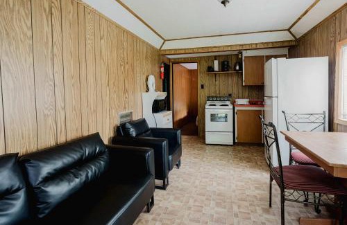 Carling House | Lakeview Cabin in Georgian Bay - Rockwood #1