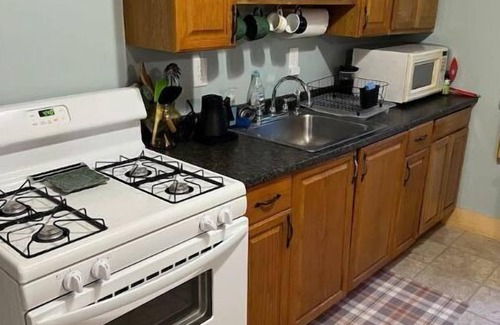 Whitefield Cabin | Lakeview Cabin White Mountains Fish Kayak Firepit Santas Village Dog Friendly AC