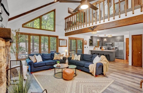 Gouldsboro House | Lakeview Chalet | Arcade | Fire Pit | Lake Access