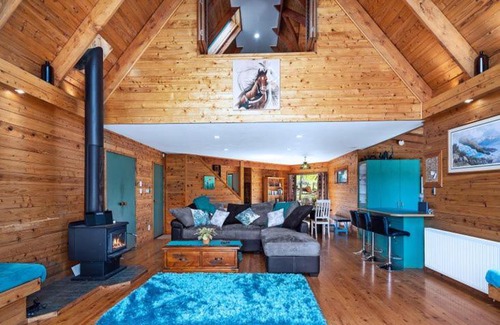 Lake Tarawera House | Lakeview Chalet Lake Tarawera
