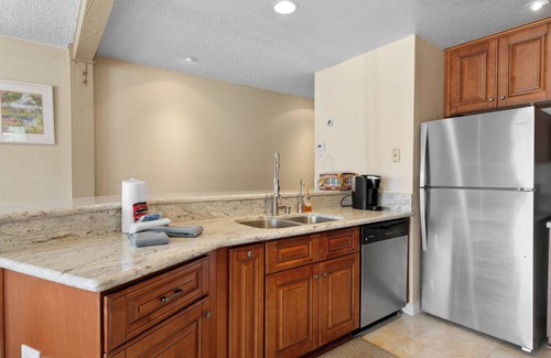 Boulder Bay Cabin | Lakeview Condo - Lakefront Complex, Lake Views, Heated Pool
