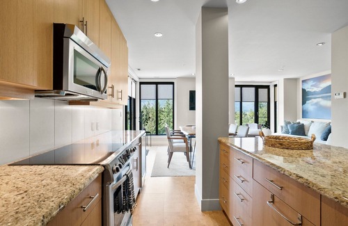 Sicamous Apartment | Lakeview condo on Mara Lake with Pool, Boat Slip and Gym