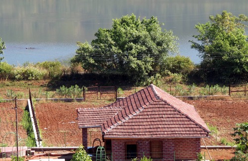 Kadadhe Cottage | Lakeview cottage in scneic Kolvan valley near Lonavala/Pavana