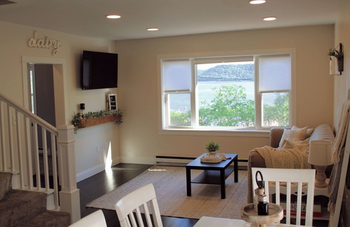 Pepin Apartment | Lakeview Creamery South